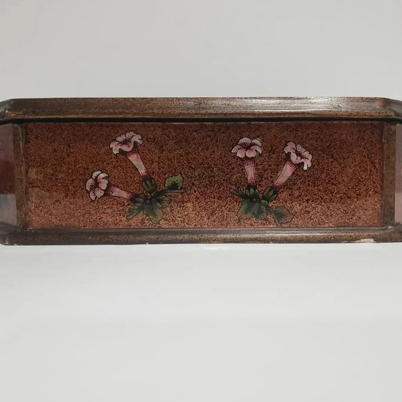 Amilkar  Peruvian Reverse Painted Glass and Wood Hummingbird Jewelry Box - Picture 4 of 15